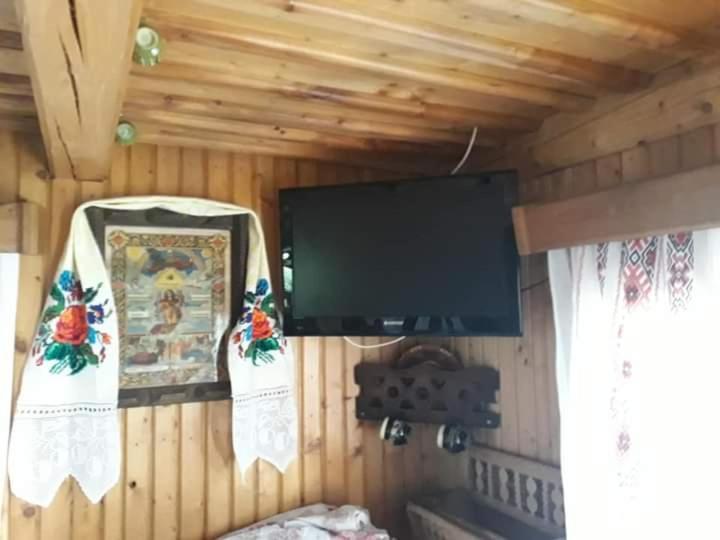 Pensiunea La Gorgan Vadu Izei Exterior photo